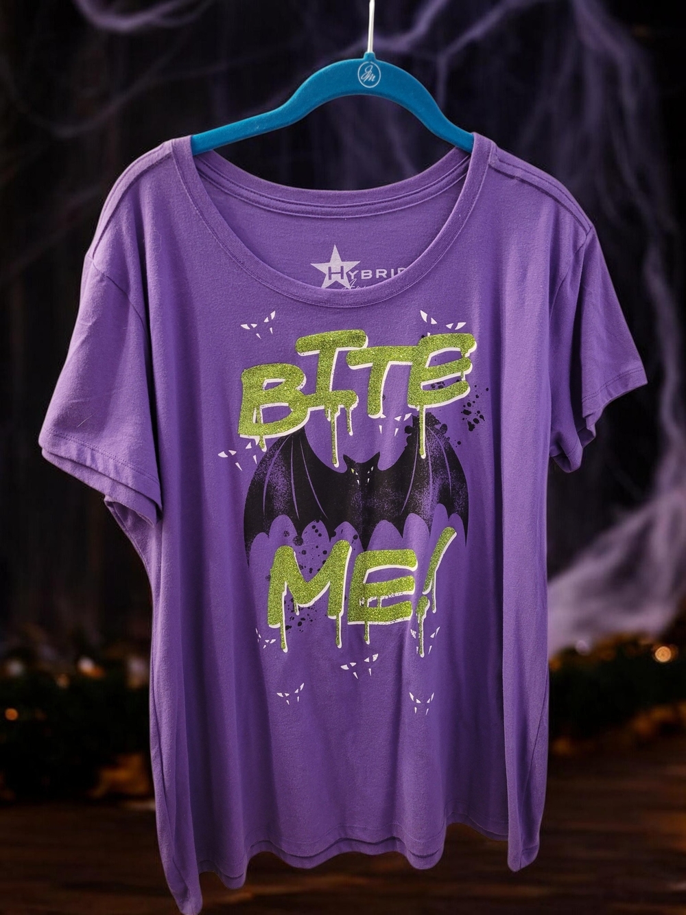 Hybrid & Company NWT! Purple Halloween 'Bite Me' Bat Graphic T-Shirt